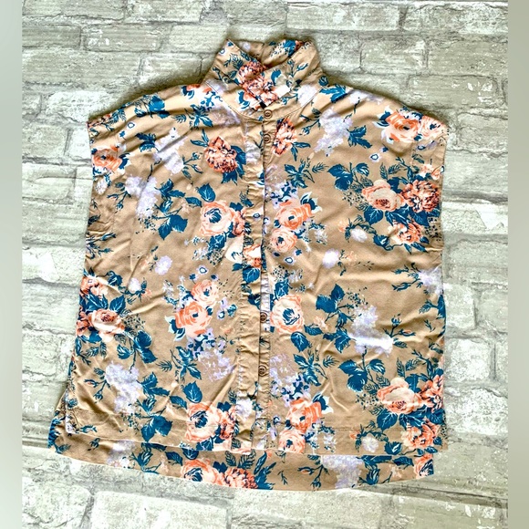 Floral Streetwear Society Collared Bottom Down Blouse - Picture 1 of 4